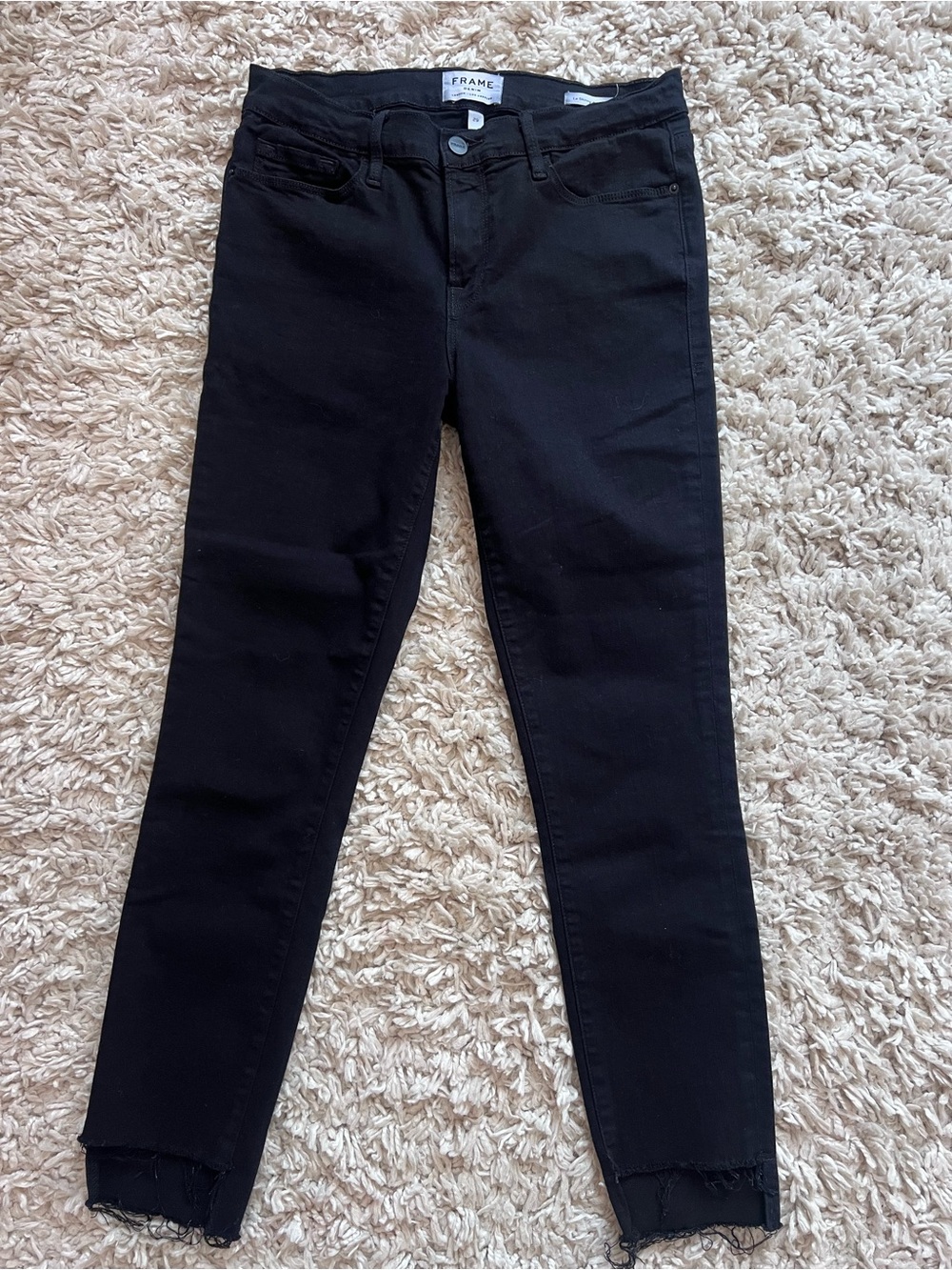 FRAME Raw Stagger LE SKINNY DE JEANNE Jeans